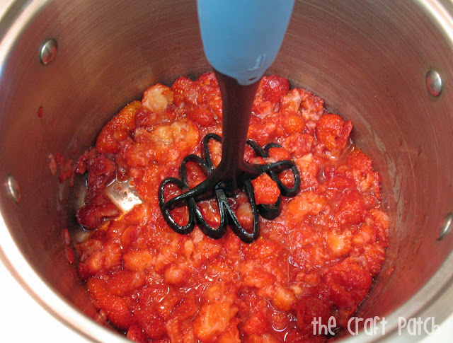 Step by step instructions to making homemade jam