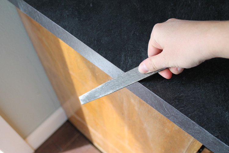 How To Diy Laminate Countertops It Ll, What Blade Do I Use To Cut Laminate Countertop