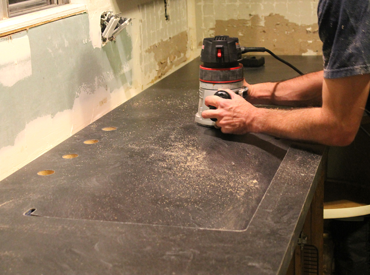 An Undermount Sink In Laminate Countertops, How To Cut Laminate Countertop For Sink