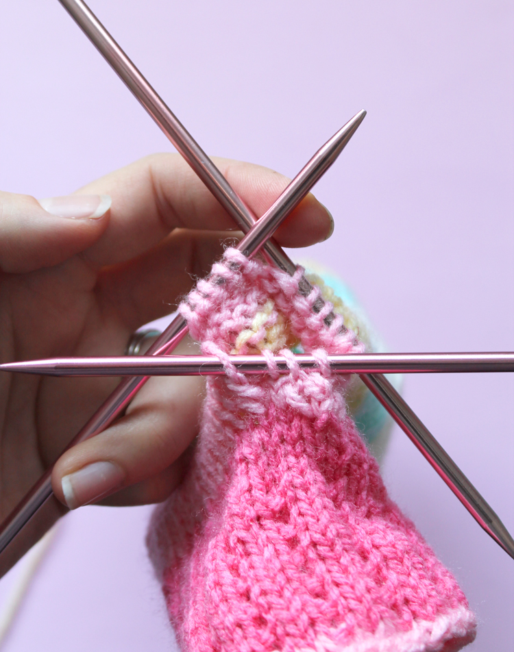 Knitting Gloves Techniques