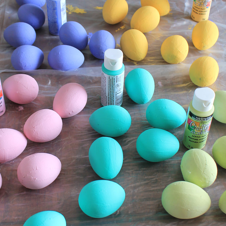 How to make an Easter egg wreath