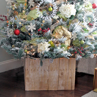 Farmhouse Style Wood Christmas Tree Box