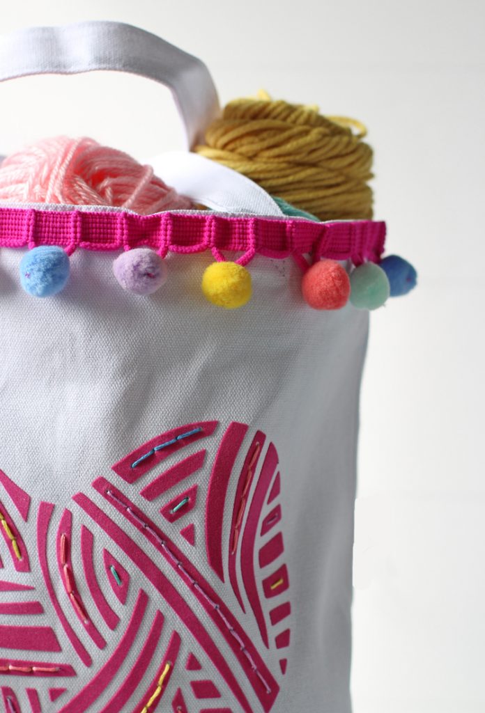 Make a custom yarn tote bag with a Silhouette machine
