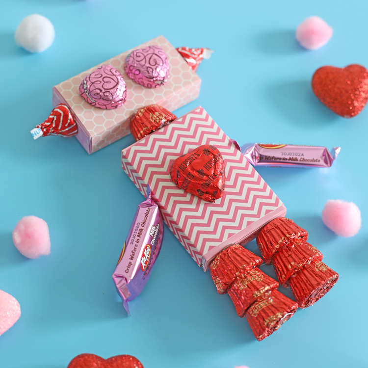candy robot valentines day craft