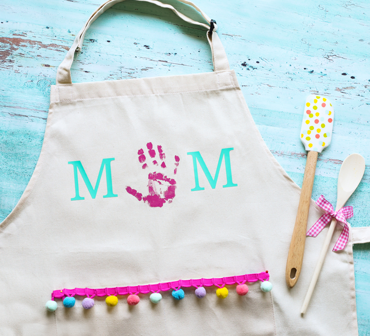 perfect for mothers day mum and child apron No 1 Mum and kid apron