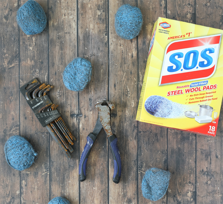 clean rusty tools with sos pads