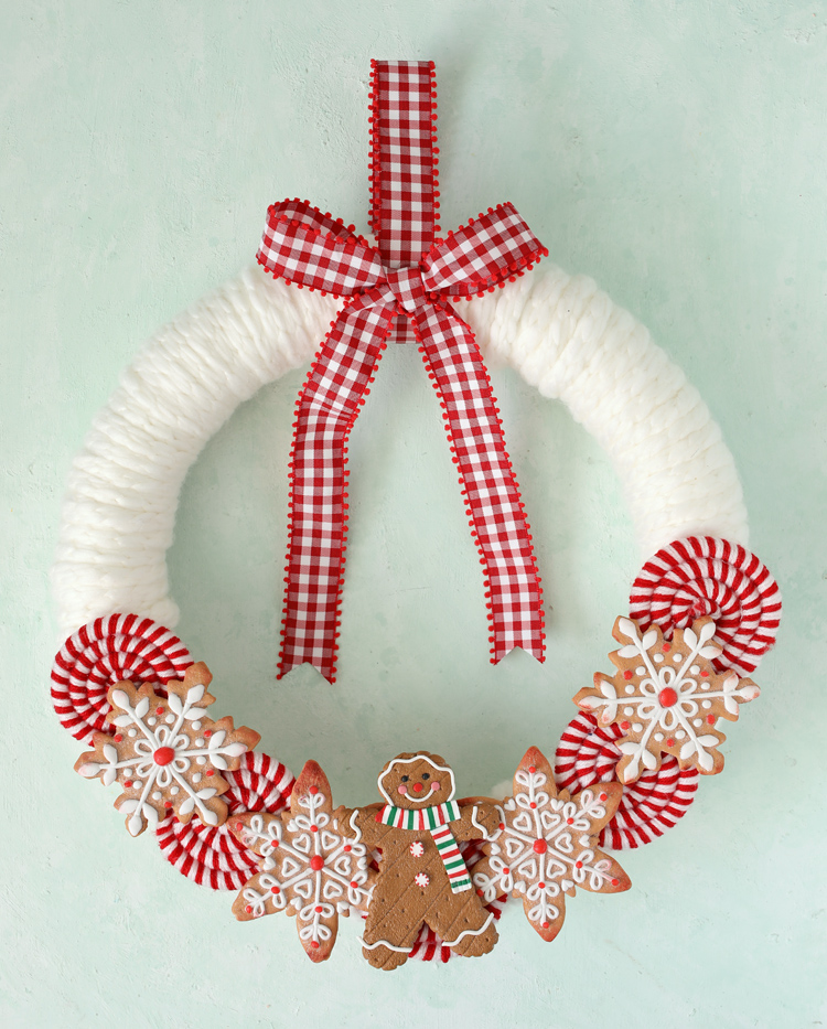 DIY christmas treats wreath