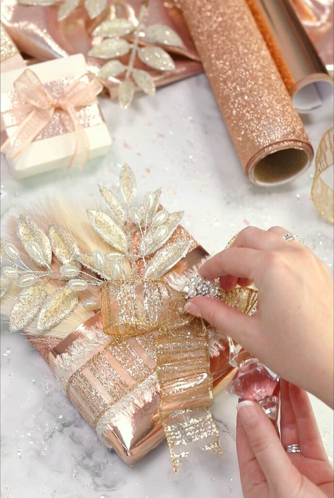 glamorous gift wrapping idea