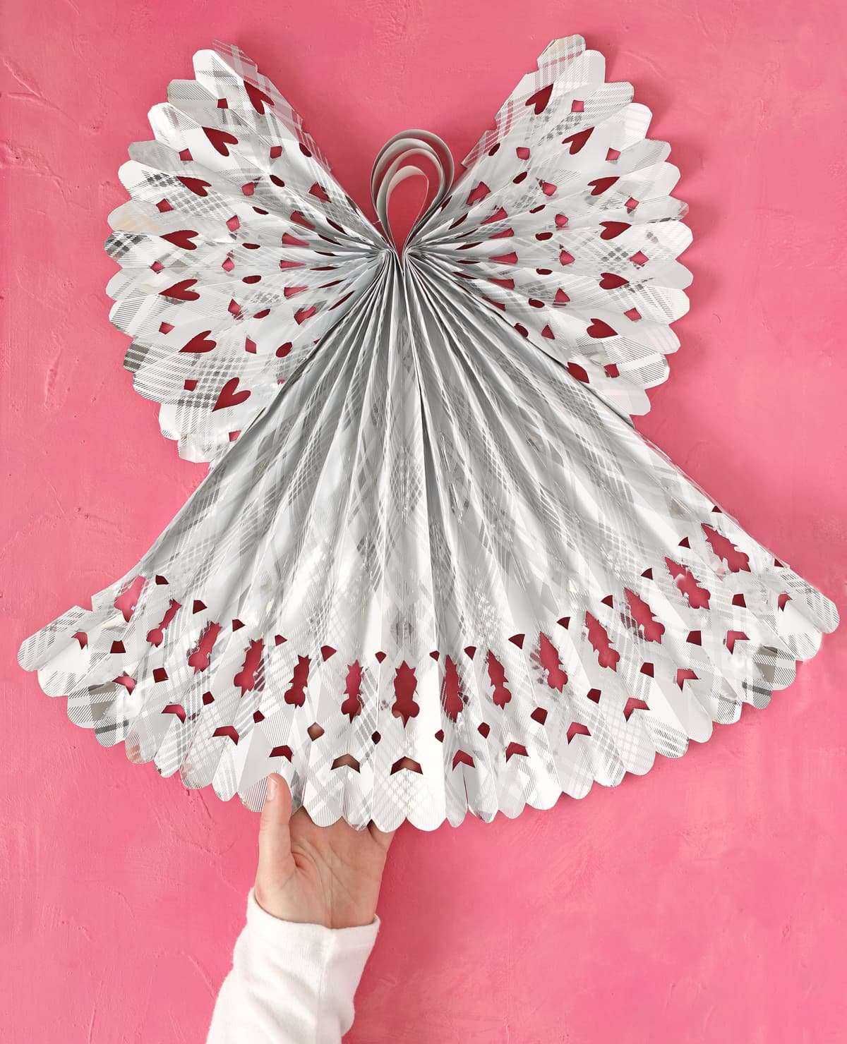 How to Make Paper Christmas Angels